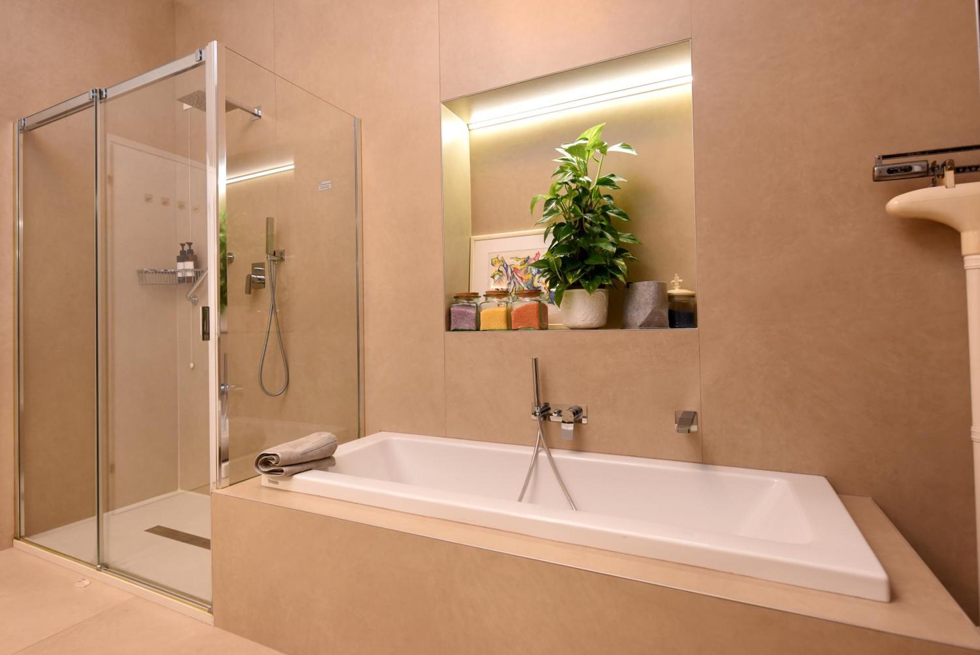 Soderini Splendor: First Floor Palazzo Charm At Castello Square Apartment Venice